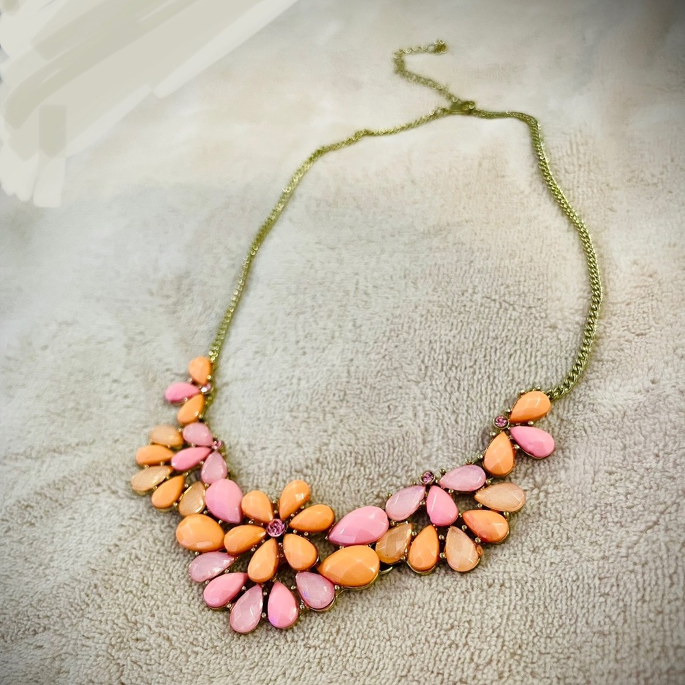 EUC Pink & Orange Floral Necklace 🌸🌺🧡🍊